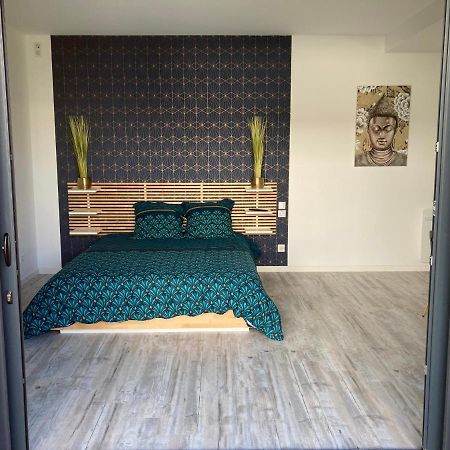 Adorable Studio D'Hote Zen Et Paisible Les Gonds Kültér fotó